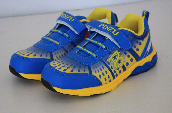 羨步鞋業(yè)鞋加盟連鎖火爆招商中，攜手全球加盟網(wǎng)共創(chuàng)財(cái)富未來